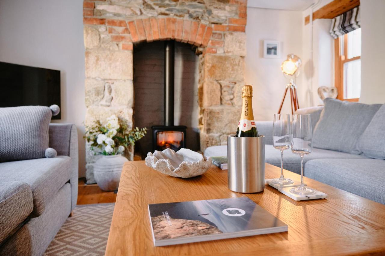 Finest Retreats - Scallop Cottage Porthleven Exterior photo