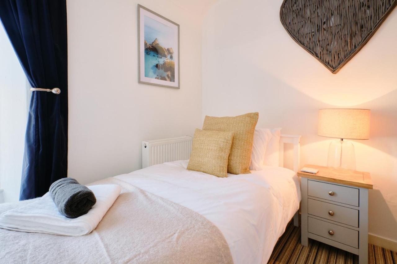 Finest Retreats - Scallop Cottage Porthleven Exterior photo